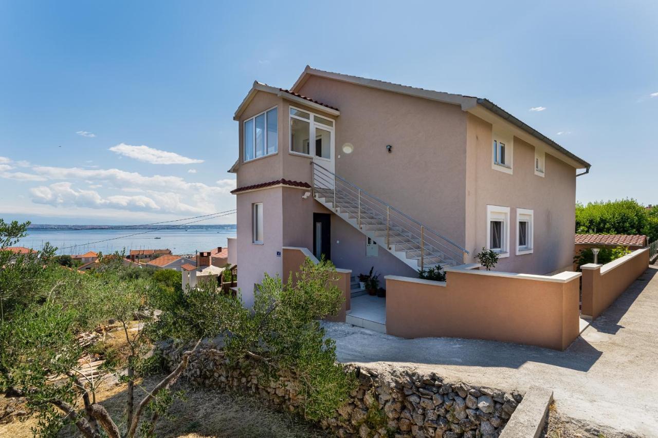 Apartman View Preko Exteriör bild